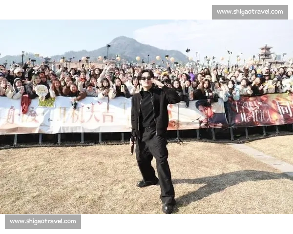 《团体趣味竞赛大挑战共同协作与欢笑并肩同行》