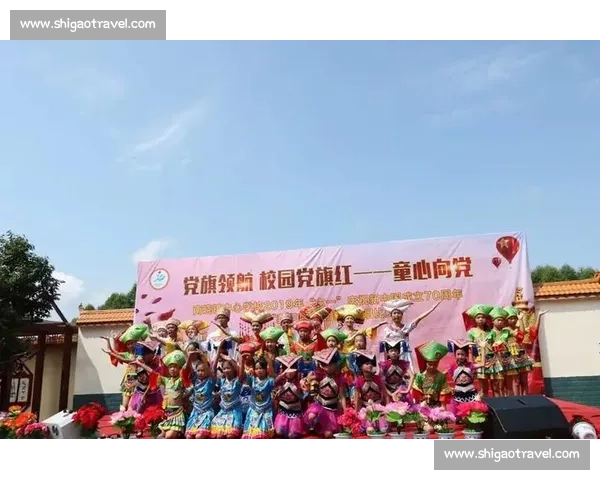 《精彩纷呈的小学生合唱比赛:歌声与梦想的完美交织》